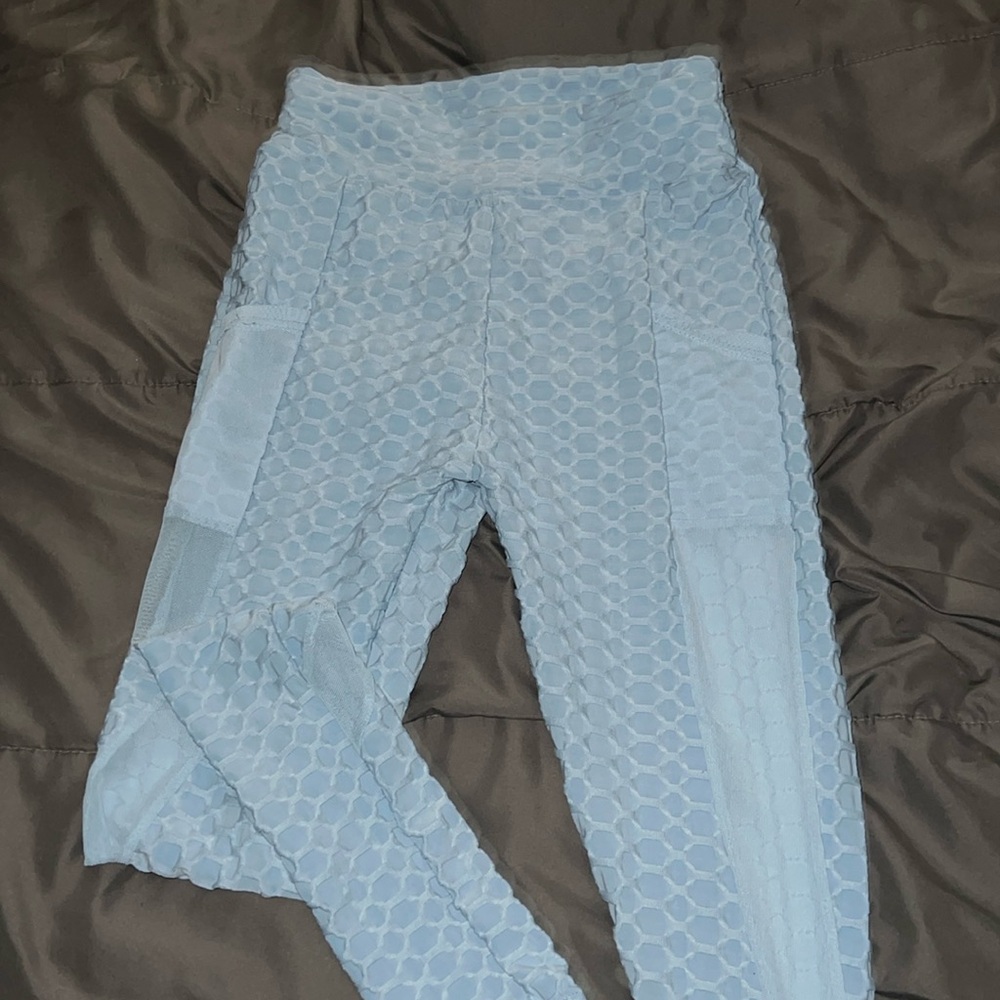 Small women’s leggings